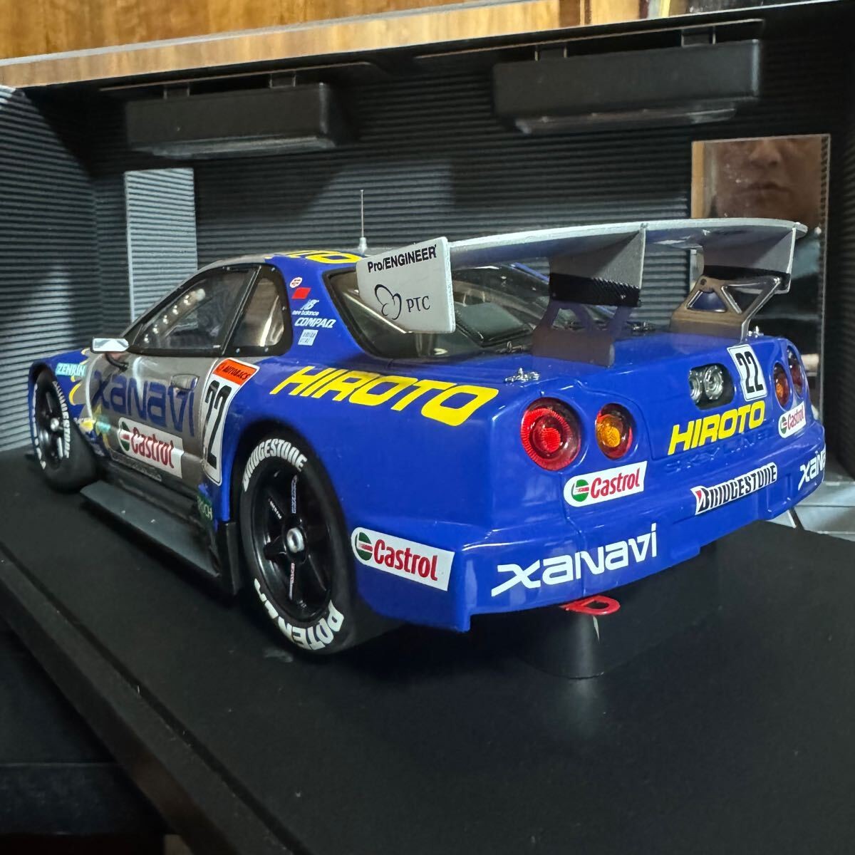 ミニカー AUTOart XANAVI HIROTO GTR (R34) 1/18 AUTO art 1/18 Nissan XANAVI HIROTO GT-R (R34) Die-Cast Out of