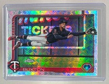 Byron Buxton 2025 Topps Chrome LogoFractor #172