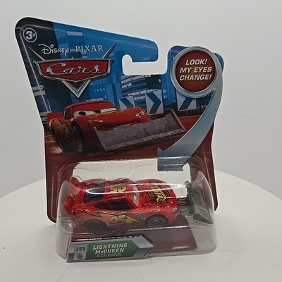Disney Pixar Cars Lightning McQueen with Shovel! #123 Eyes Change! NEW NIP