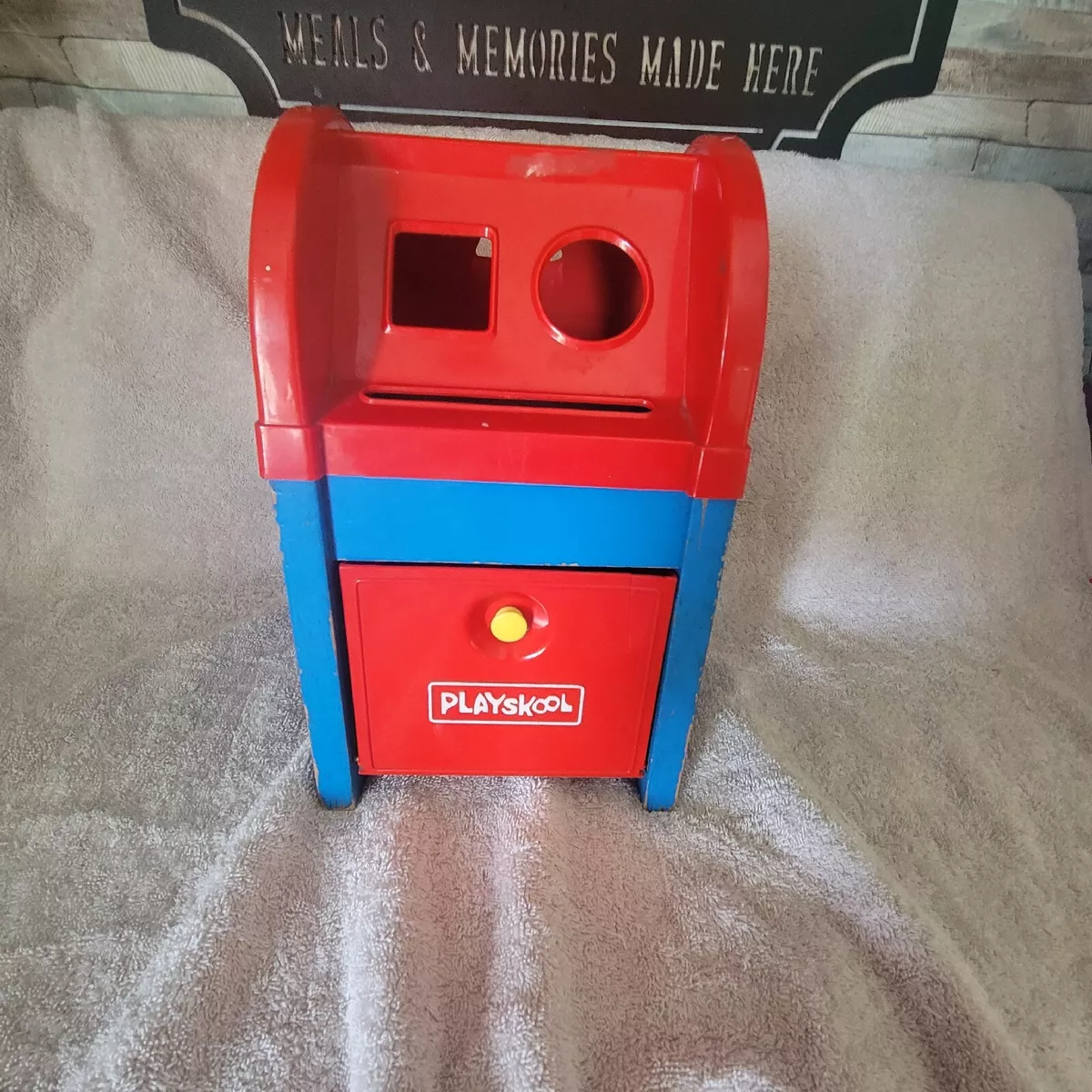 Playskool mailbox 2024 shape sorter