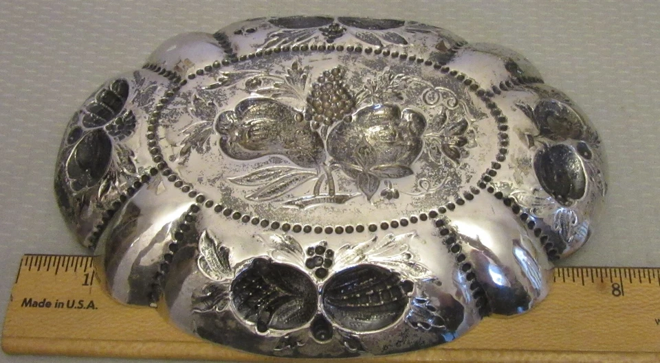 Antique Germany 800 Silver Repousse Fruit Dish Bowl crescent crown hallmark 8" - Image 4 of 4