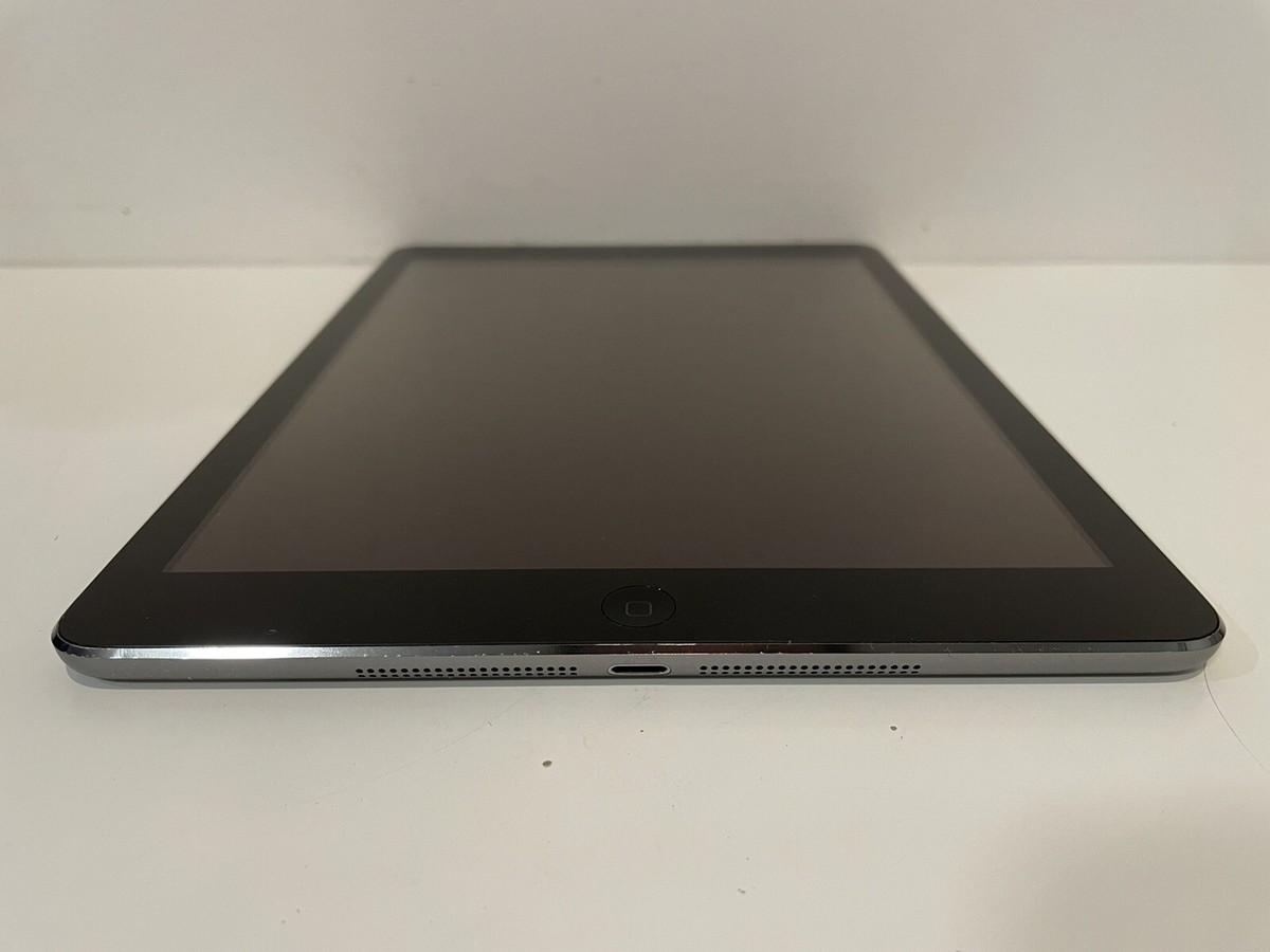 Apple iPad Air 1st Gen. 16GB - Wi-Fi, 9.7 in - Space Gray