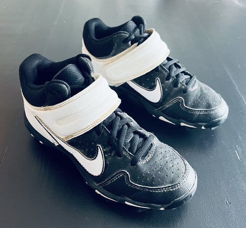 nike alpha huarache varsity mid keystone bg youth's baseball cleats