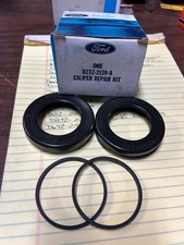 1973-1975 Ford F250/350OEM Brake Caliper Kit # D2TZ-2120-A NEW NOS USA MADE