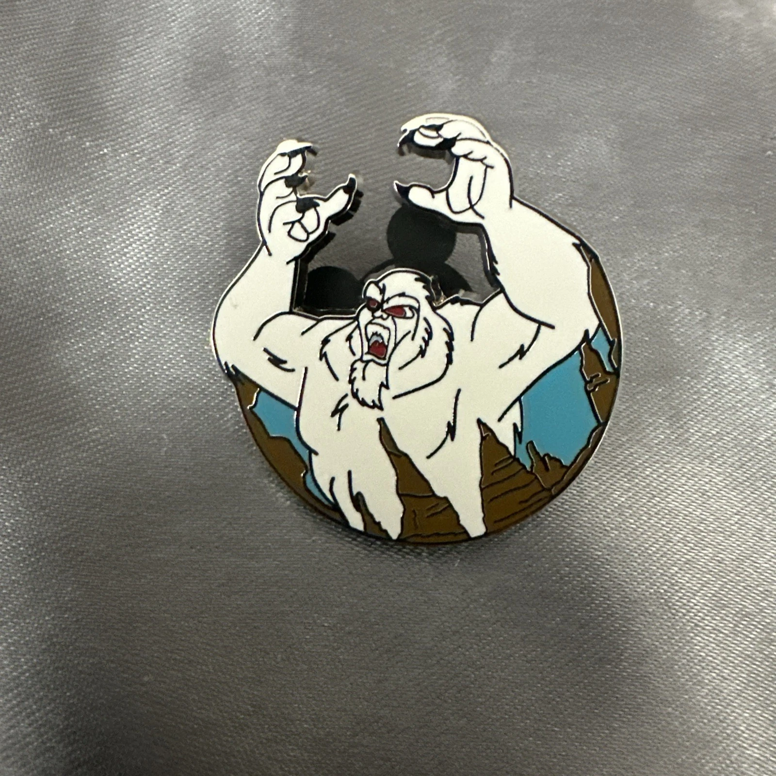 Disney Pin Park Attractions Mystery Blind Box - Snowman / Yeti Matterhorn Pin