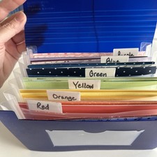 Creative Memories 7 Slot Storage Accordian With Paper 4.5x6.5 Approx 100 Sheets