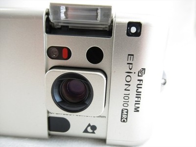 M*n様 FUJIFILM EPION 1010 MRC TIARA IX 美品 Fujifilm EPION 1010 MRC TIARA ix APS Point & Shoot Camera w/ Strap