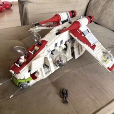 75021 Star Wars Republic Gunship Building Set...