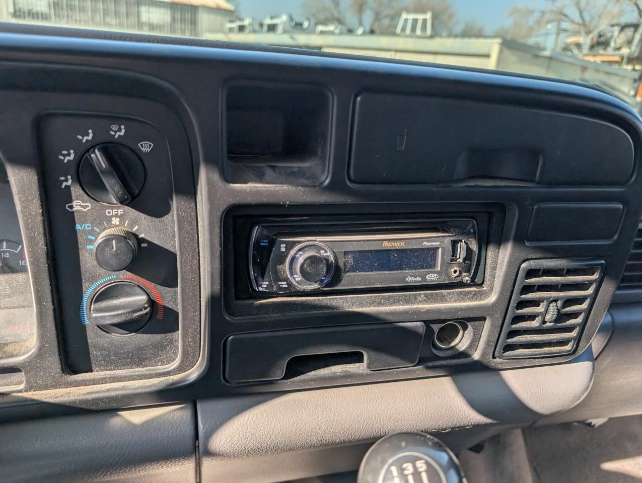 Wheel 16x6-1/2 Steel Lug 8 Slot Painted Fits 98-03 DODGE 1500 VAN 633369 thumbnail 22