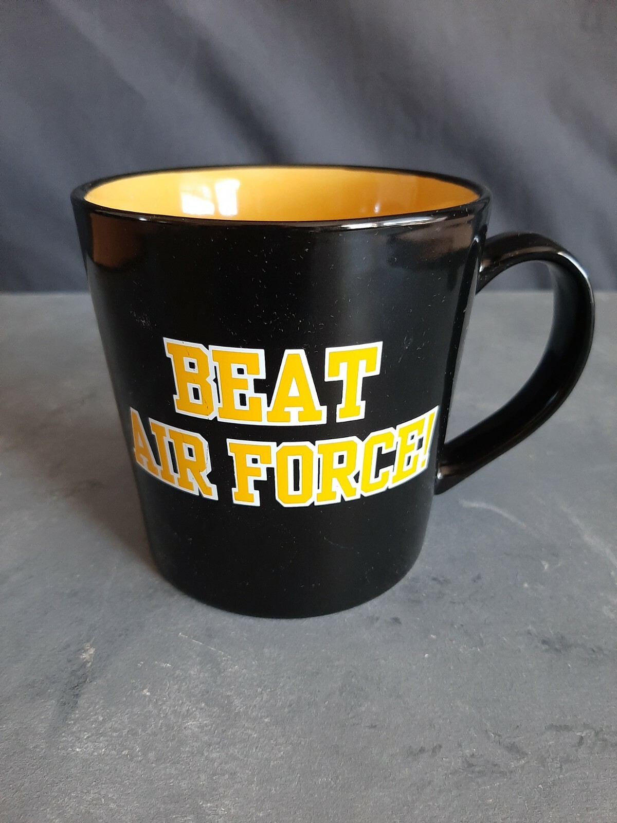 "BEAT AIR FORCE" 16 ounce CERAMIC COFFEE MUG - BLACK and GOLD