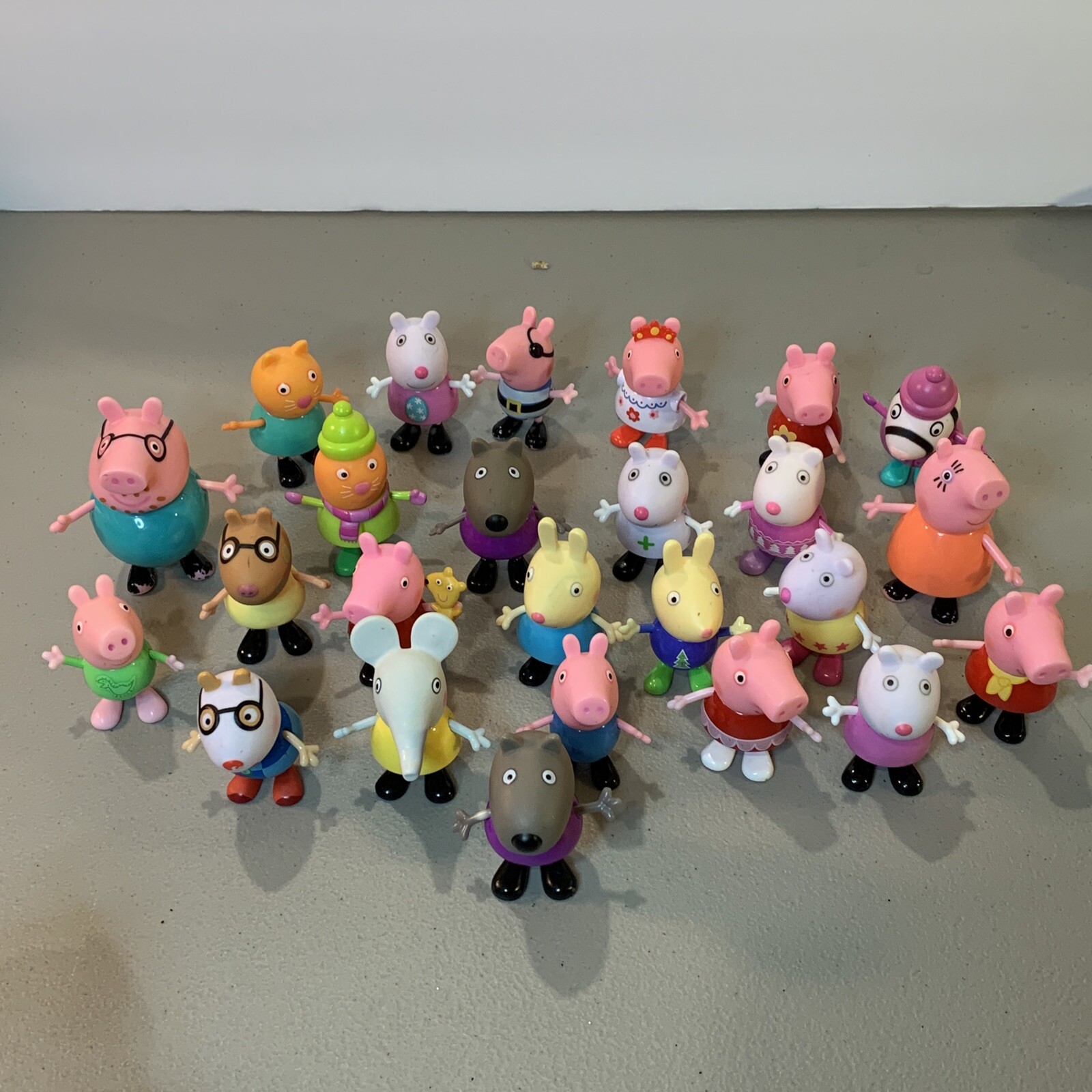 peppa pig 25 piece figures