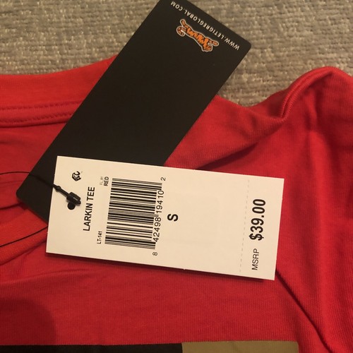 Le Tigre Men's Red Larkin Graphic Logo T-Shirt Size Small NEW - Picture 5 of 6
