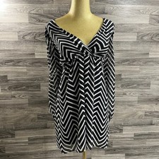EXPRESS Elastic Waist Black/White Chevron Crossover A-Line Dress Women's Size S