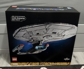 LEGO 10356- Star Trek U. S. S. Enterprise with Shuttlepod New Sealed + Gazebo