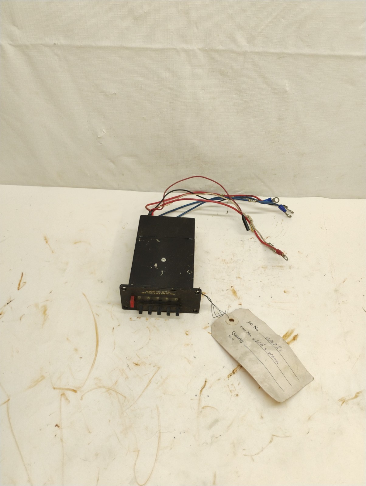 Durant Eaton 5-Y-41433-400-PDG-ER Electromechanical Digital Counter 120VAC Used
