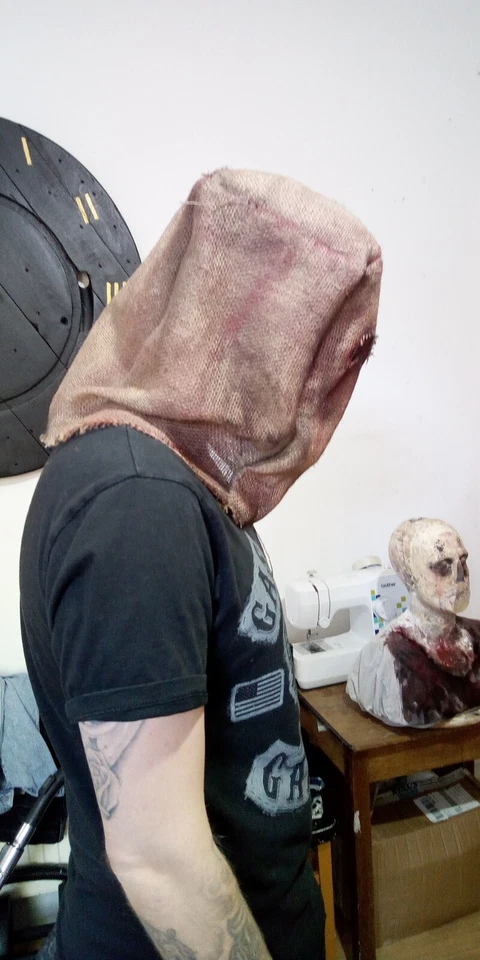 Dr Salvador Mask chainsaw man resident evil 4 remake - Image 2 of 4