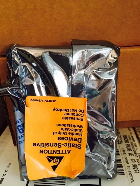 *New* IBM DLGA-23080 (46H6144) 3GB, 2.5" IDE Internal Hard Drive - Image 2 of 3