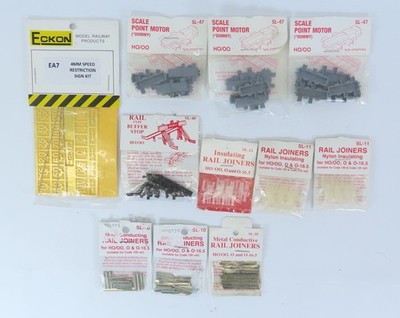 3x SL-10 3x SL-11 Schienenverbinder 3x SL-47 1x SL-40 1x Eckon EA7 Peco OO (MAR168)