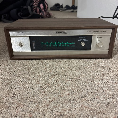 MARANTZ SUPERSCOPE T-208 STEREO RECEIVER-MADE IN JAPAN FM/AM 120V