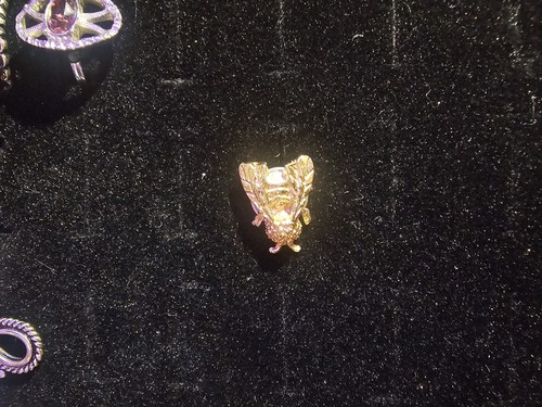 14k Gold plated Vintage Honeybee Brooch/pin