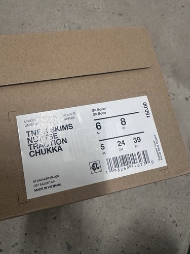 The North Face x SKIMS Nuptse Traction Chukka Boots SK Bone W 8 NIB $150 - Picture 11 of 12