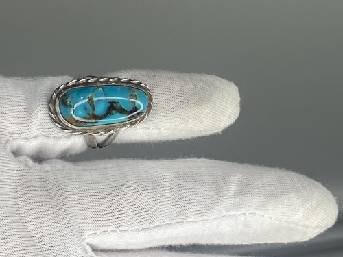 Anello Navajo vintage fatto a mano lungo ovale blu turchese gambo diviso misura 5 - Foto 10 di 17