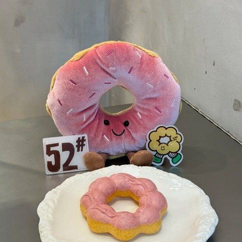 Jellycat Doughnut - Picture 3 of 4