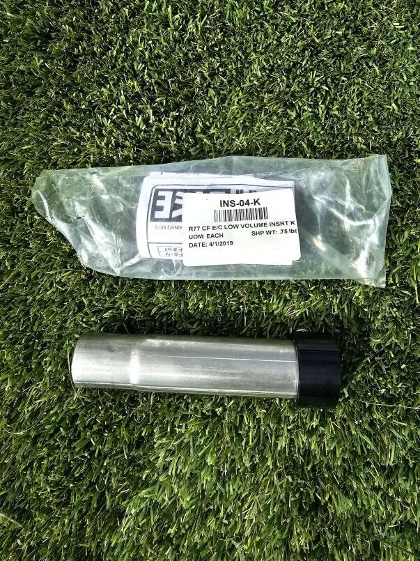 Yoshimura - 12552A0220 - R-77 Street Series Works Acabado Sistemas Completos, Carbono... Foto 3 de 4