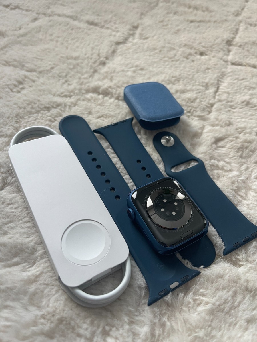 Apple Watch Series 7 45mm Blue Aluminum Case Abyss Blue Apple Watch Series 7 45mm Blue Aluminum Case Abyss Blue