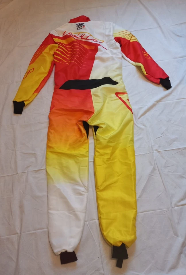 TUTA KART LUCIDA TOP TG 50 BIANCO GIALLO ROSSO OMP RACING KS-1R SENZA OMOLOGA - Immagine 2 di 4