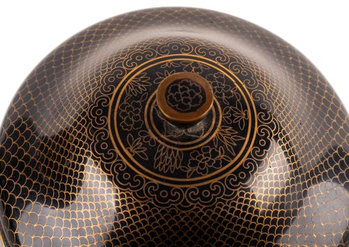 Ein kugelförmiges Cloisonné Emaille Deckelgefäß / Dose, China, 1. Hälfte 20. Jh. - Bild 5 von 9