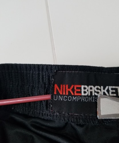 Nike Basketball Shorts Shiny Textured Black Pockets Size Large - Picture 8 of 11