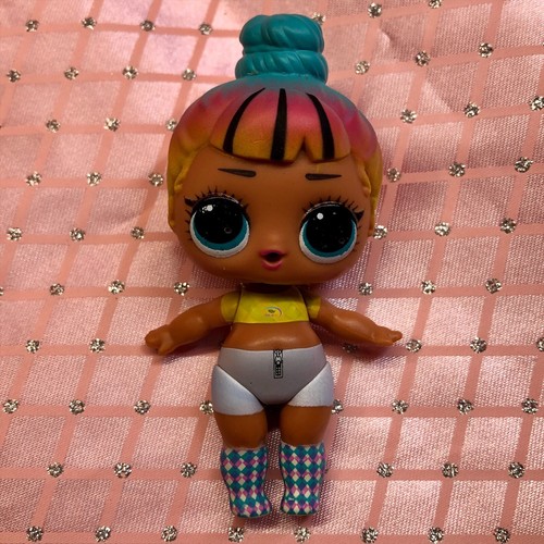 Muñecas mágicas de película sorpresa LOL LUCES LLAVES L.O.L. Theater Stage Girl ~ ¡NUEVA con baile! - Imagen 2 de 7