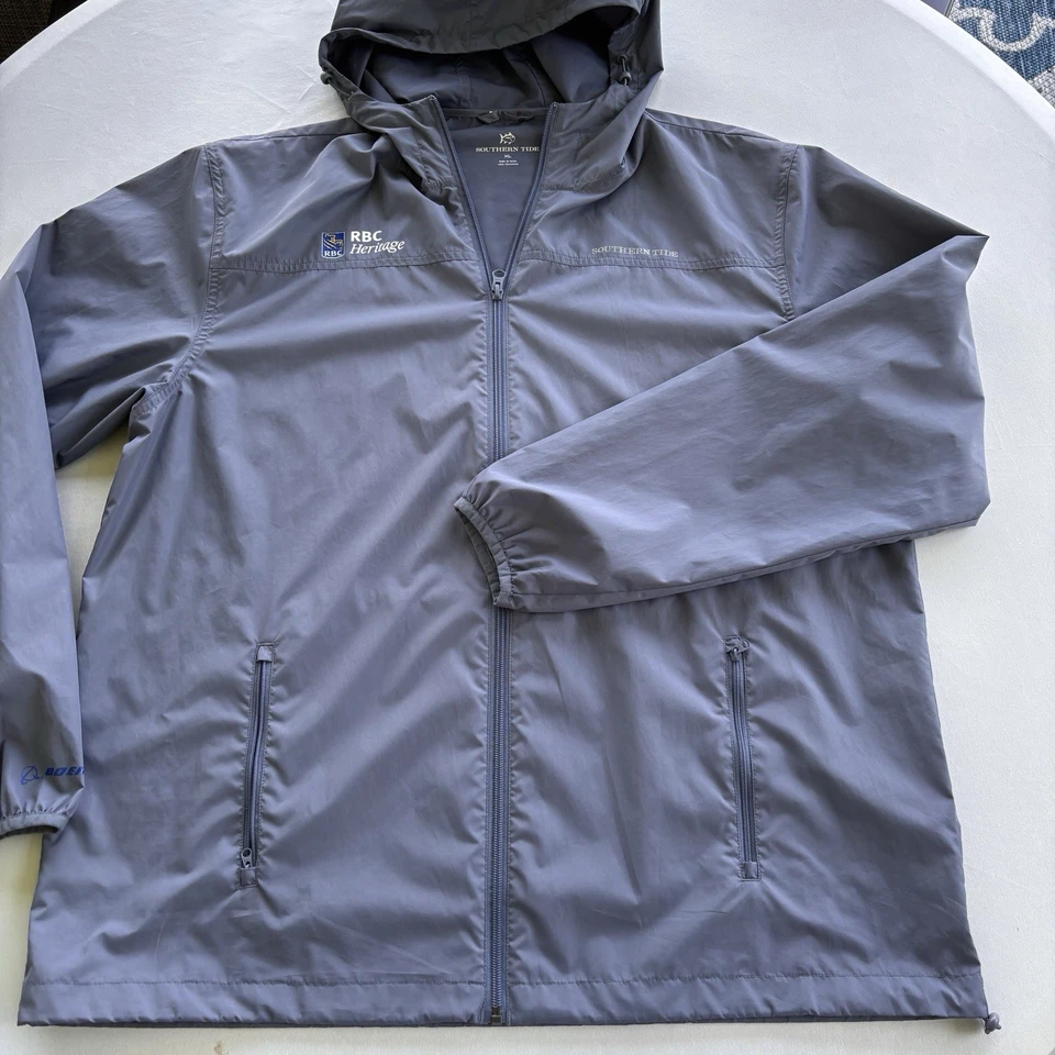 Chaqueta de golf Southern Tide RBC Heritage Boeing con capucha gris ligera para hombre M como nueva Foto 3 de 4