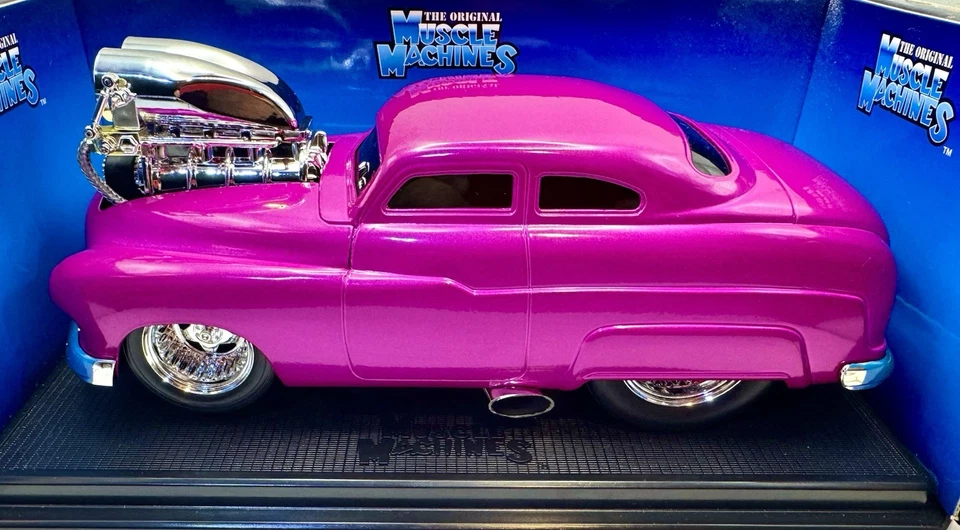 Muscle Machines 1949 Mercury - 'Too Cool' Rosa - 1/18 - Diecast - Novo Na Caixa - Imagem 3 de 4