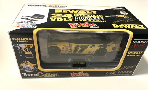 VTG Nascar Diecast Toy Car Team Caliber Yellow Ford Taurus DeWALT Limited 2000 - Picture 3 of 4