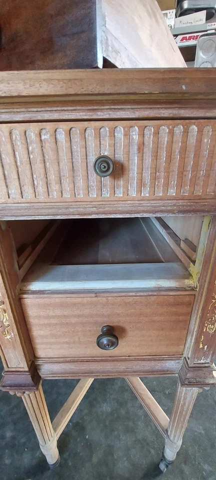 Escritorio antiguo Nelson Matter 1844 Foto 3 de 4