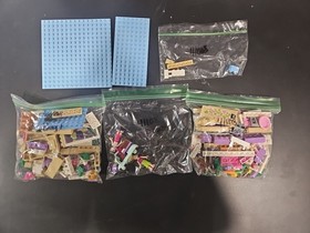 Lego Friends: Set 41108 Heartlake Food Market - Retired