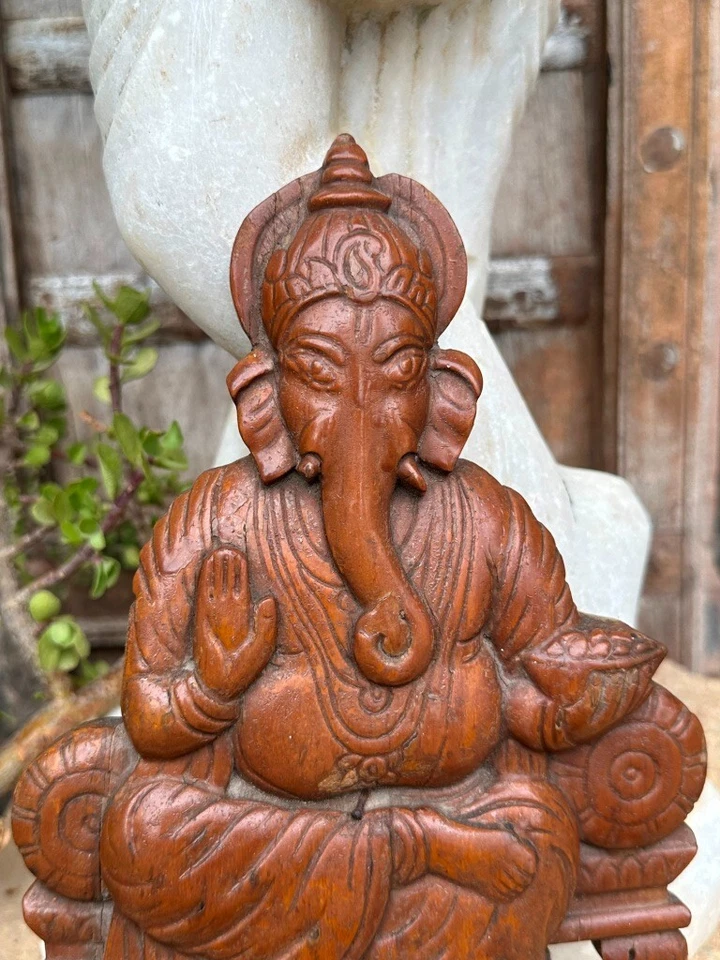 Figura placa de pared antigua de madera hecha a mano del dios hindú Ganesha 1700 Foto 3 de 4