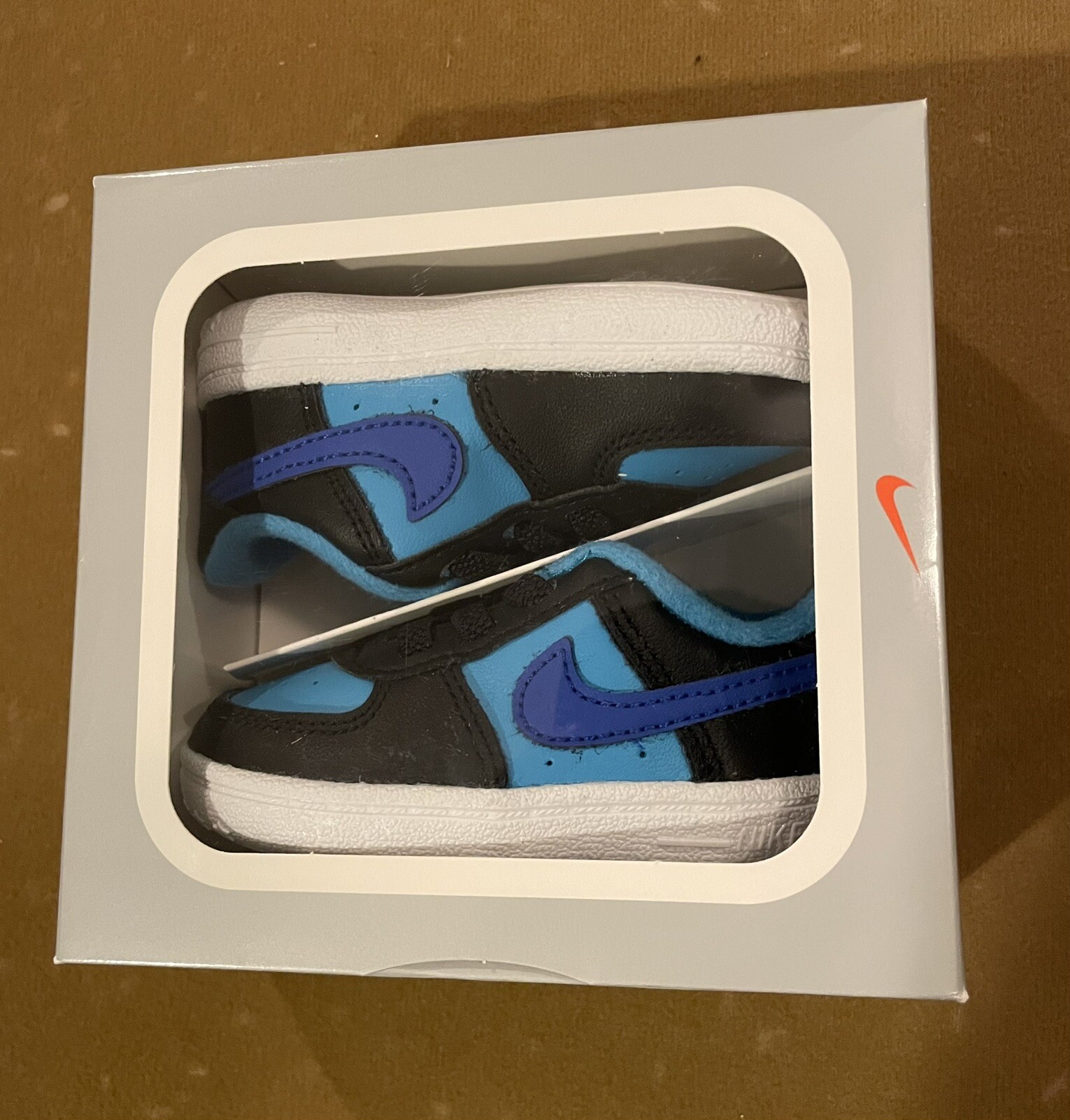 PONY Nuove scarpe da ginnastica Nike Force 1 Crib (CB) nero blu unisex taglia 4C