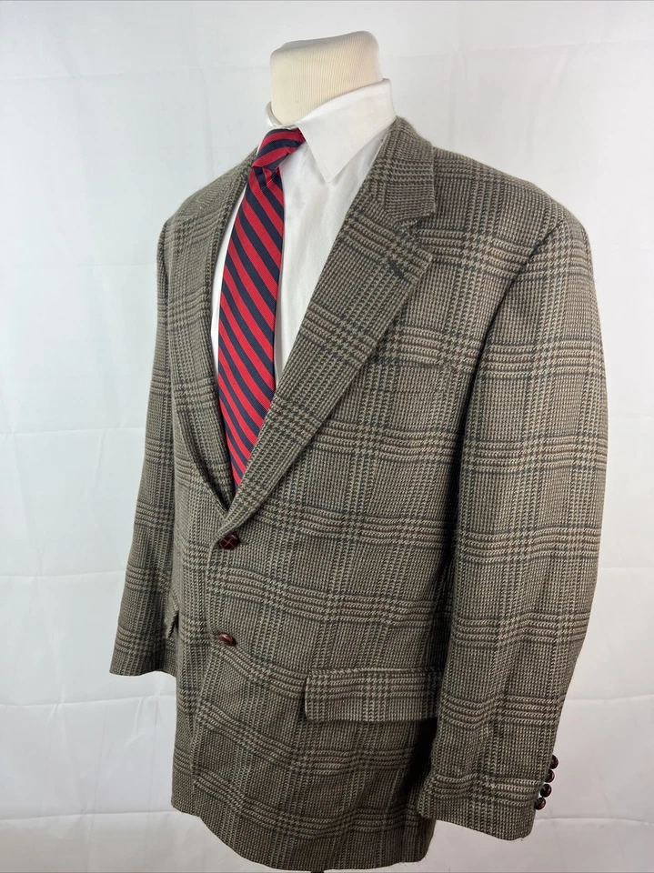FALL/WINTER Savile Row Men's Brown Plaid Wool Blazer 44L $695 - Image 3 of 4