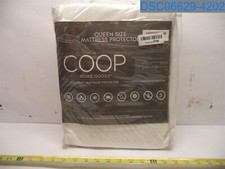 COOP: Home Goods: White Queen Size Mattress Protector