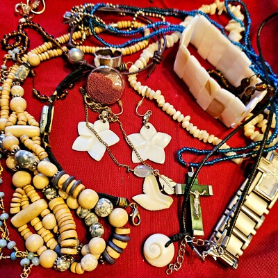Konvolut neuer Vintage Schmuck zum Tragen umdrehen oder restaurieren - lbb0508