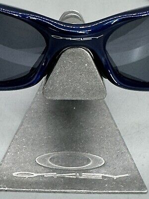 Brand New Oakley Vintage Valve 1.0 Blue-FMJ+ W/ Black Brand New Oakley Vintage Valve 1.0 Blue-FMJ+ W/ Black