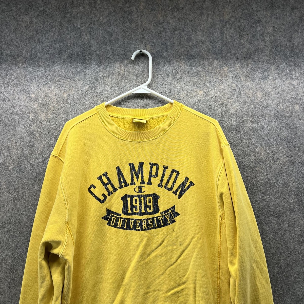 Champion Sweater Men Medium Adult Yellow Crewneck Pullover 1919