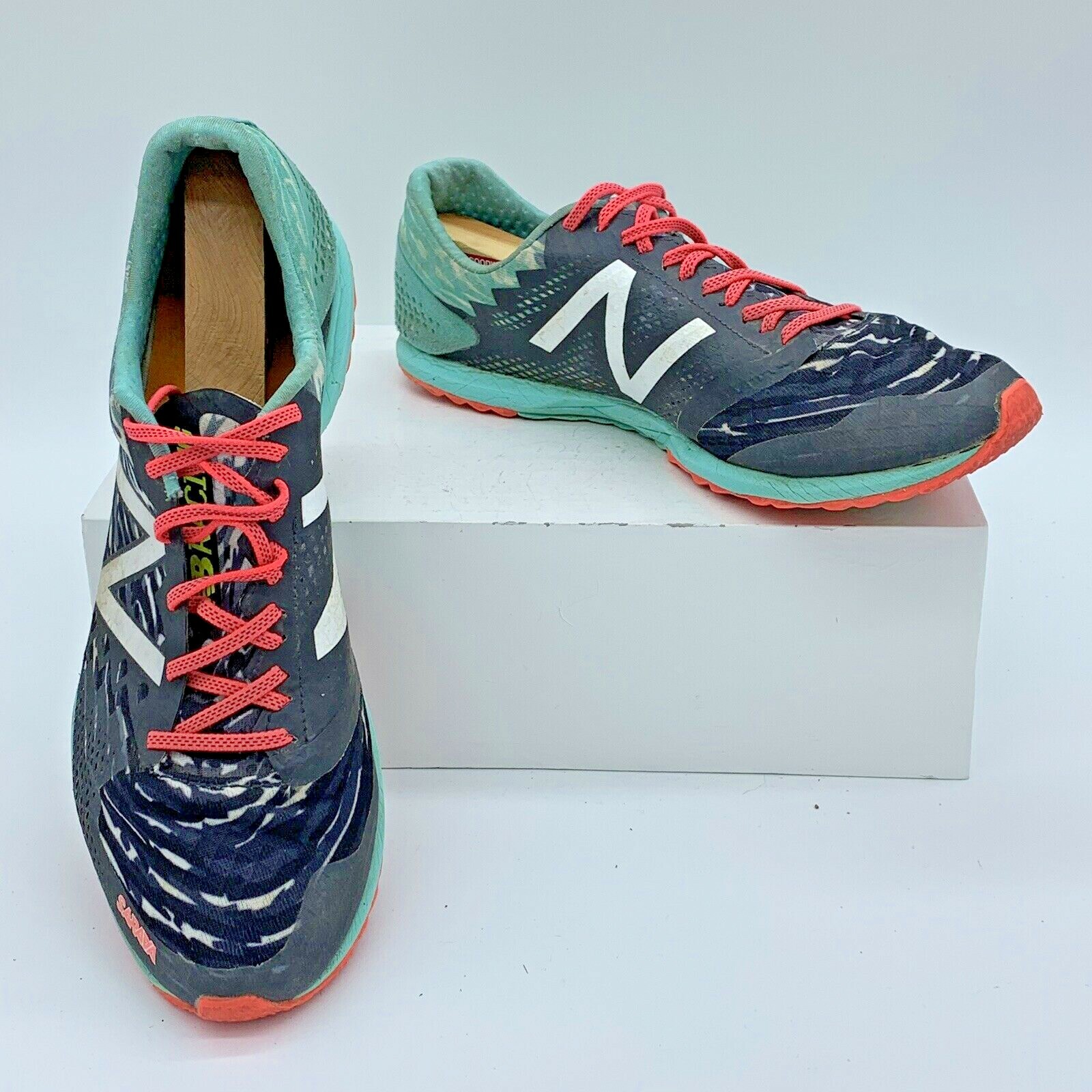 New Balance Womens Lightweight Breathable Running Shoes WXCR900A size 10