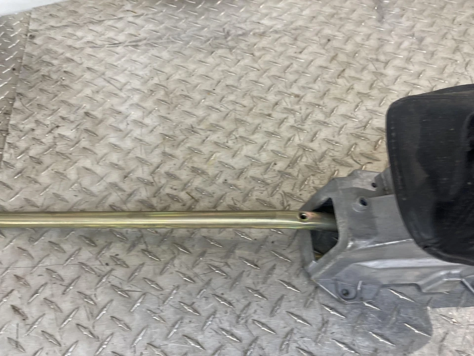 2000 Saab Manual Transmission Shifter Oem Tested With Rod Oem - Image 4 of 4