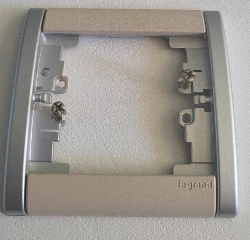 Legrand Sagane Beluga Or – Matériel électrique Occasion – Lot à La Demande