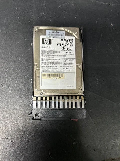 HP ProLiant DL360 G5 RM Server- 2-Xeon 3.0 ghz CPUs-(2) 146GB HDs, 6GB RAM, DVD - Image 4 of 4