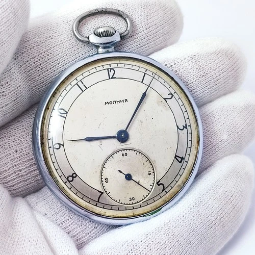 ⭐VINTAGE soviet pocket watch MOLNIJA Molnia slim CHCHZ 18jewels made in USSR 54s